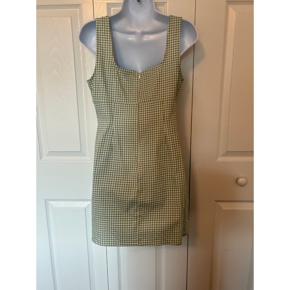 Lulu's Ivory Mini Dress – Square Neck, Hidden Back Zipper, Size Medium - Picture 6 of 10